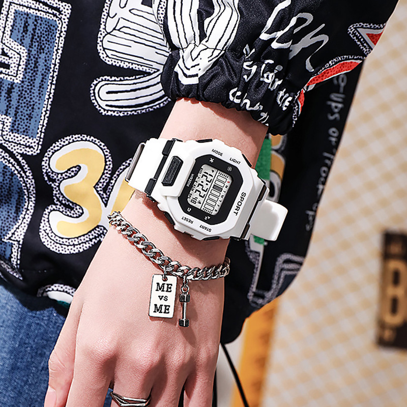 YIKAZE Men's Sports Watch Wate - Outdoor Sports Adventure 评论和价格